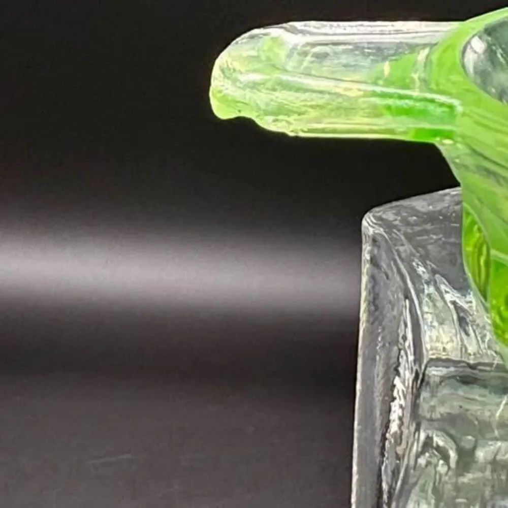 Vintage Uranium Glass Citrus Juicer Reamer